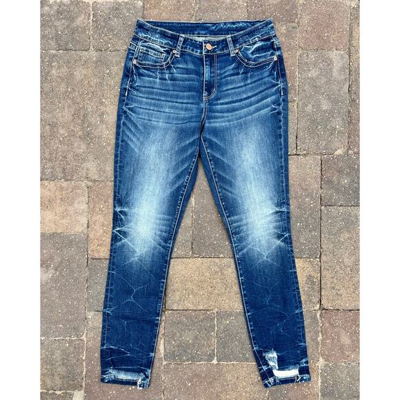 BKE high rise dark distressed skinny jeans size 28x28 - Picture 2 of 5